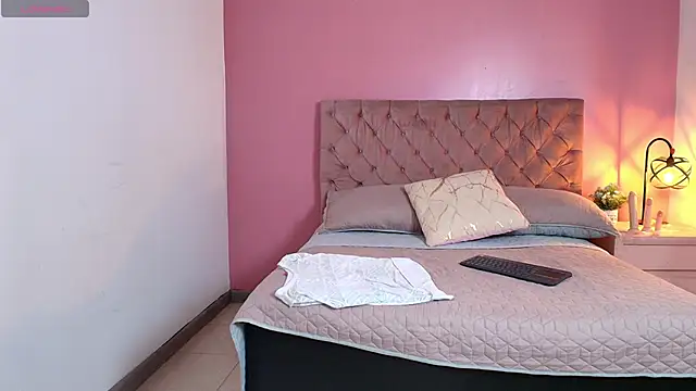 Antonella Skyy online show from March 11, 2026, 1:17 pm