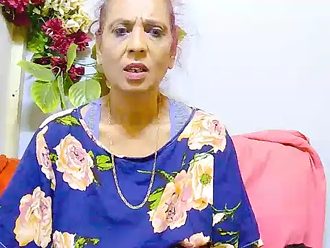 Hot queen58 online show from July 21, 2026, 5:43 am