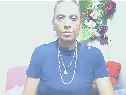 Hot queen58 online show from July 27, 2026, 2:24 pm