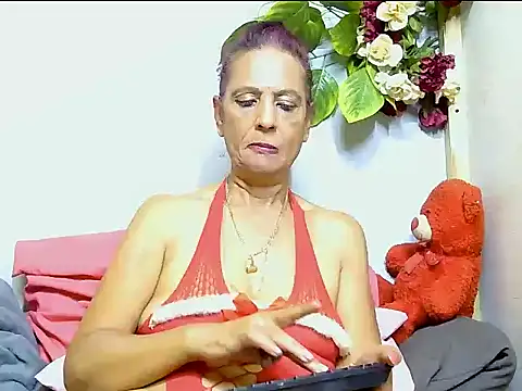 Hot queen58 online show from July 28, 2026, 2:29 am