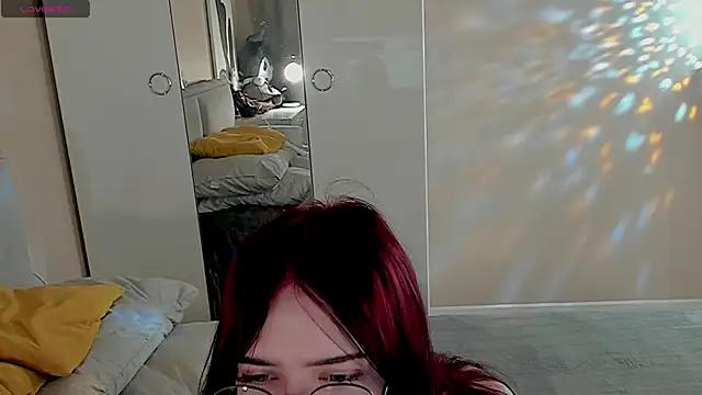 Snapshot of Marika_Degas chatting on June 18, 2026, 4:22 pm Marika Degas online show from June 18, 2026, 4:22 pm