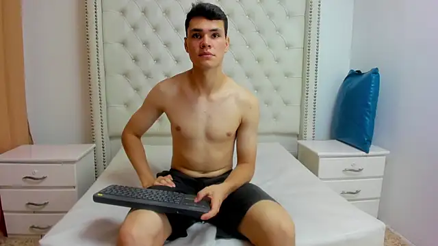 Snapshot of ZANE_EVANS chatting on July 27, 2026, 12:45 pm ZANE EVANS online show from July 27, 2026, 12:45 pm