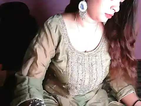 Snapshot of Niya_thakur chatting on July 6, 2026, 5:37 am Niya thakur online show from July 6, 2026, 5:37 am