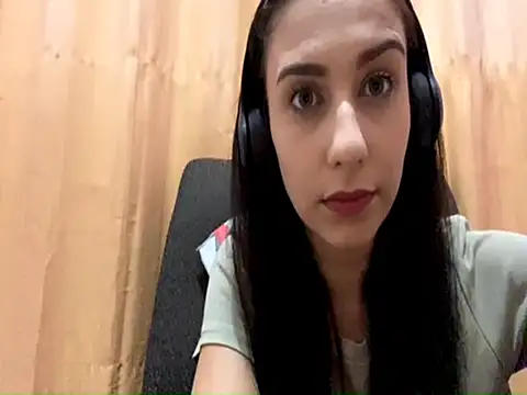 Snapshot of JessiaAllaire chatting on March 5, 2026, 12:28 am JessiaAllaire online show from March 5, 2026, 12:28 am