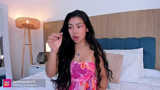 Snapshot of missprada_ chatting on June 6, 2026, 12:10 pm missprada online show from June 6, 2026, 12:10 pm