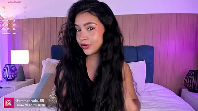 Snapshot of missprada_ chatting on June 13, 2026, 12:03 pm missprada online show from June 13, 2026, 12:03 pm