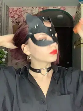 Lusty Lun online show from March 19, 2026, 12:58 am