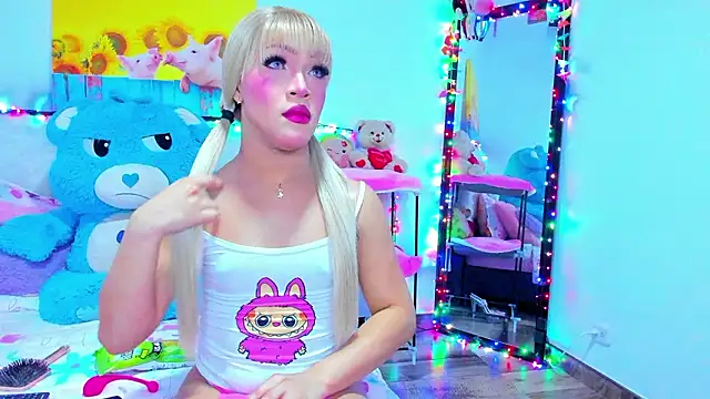 Dulce Fabiana  online show from March 16, 2026, 10:58 pm