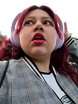 primrose17 online show from March 15, 2026, 9:32 pm