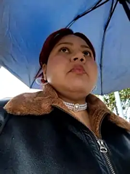 primrose17 online show from March 18, 2026, 8:01 pm