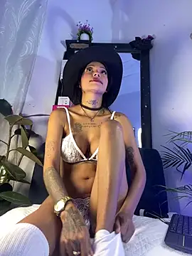 Snapshot of Antonella-smitt chatting on May 14, 2026, 11:39 am Antonella-smitt online show from May 14, 2026, 11:39 am