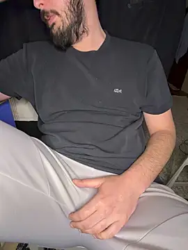 Snapshot of Sertt161 chatting on March 9, 2026, 2:10 pm Sertt161 online show from March 9, 2026, 2:10 pm