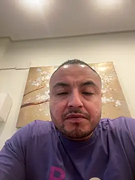 alexandeerr1986 online show from May 9, 2026, 5:40 pm