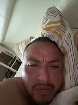 alexandeerr1986 online show from June 8, 2026, 7:14 pm
