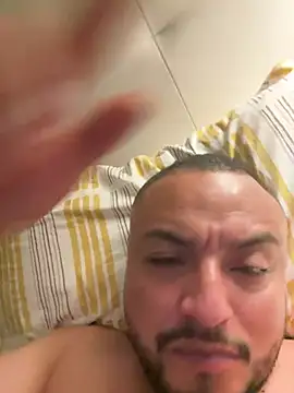 alexandeerr1986 online show from July 23, 2026, 12:46 am