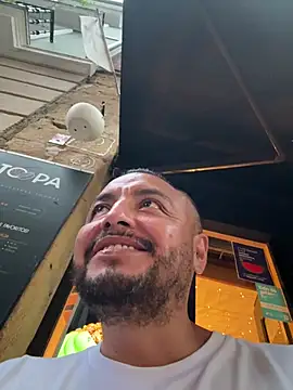 alexandeerr1986 online show from July 29, 2026, 7:01 pm