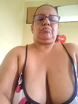 Snapshot of Roxy_77 chatting on March 7, 2026, 6:16 pm Roxy 77 online show from March 7, 2026, 6:16 pm