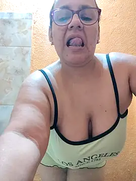 Snapshot of Roxy_77 chatting on March 16, 2026, 3:56 am Roxy 77 online show from March 16, 2026, 3:56 am