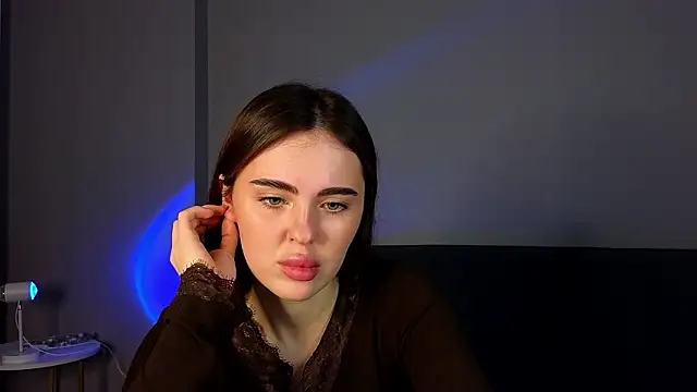 Snapshot of SheilaHigh chatting on March 10, 2026, 3:28 pm SheilaHigh online show from March 10, 2026, 3:28 pm