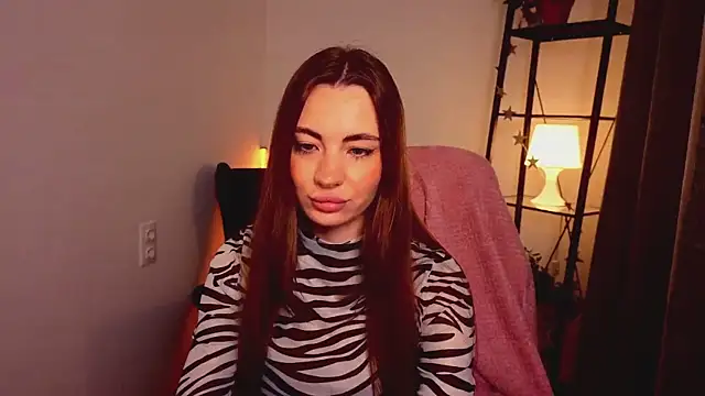 EmilyRidd online show from April 6, 2026, 5:19 am