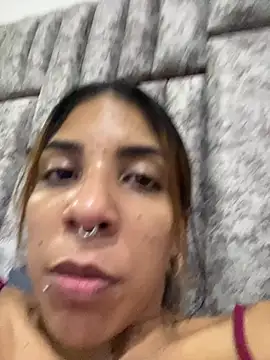 Snapshot of VioletaHills_ chatting on June 12, 2026, 4:11 am VioletaHills online show from June 12, 2026, 4:11 am