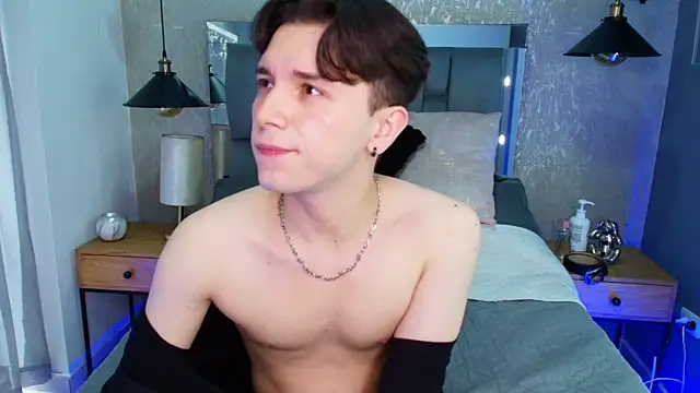 Snapshot of hollannd_ chatting on April 9, 2026, 1:16 pm hollannd online show from April 9, 2026, 1:16 pm
