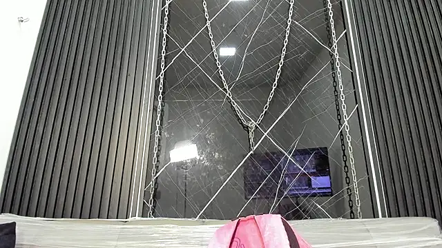 Megan Duskk online show from July 9, 2026, 12:09 pm