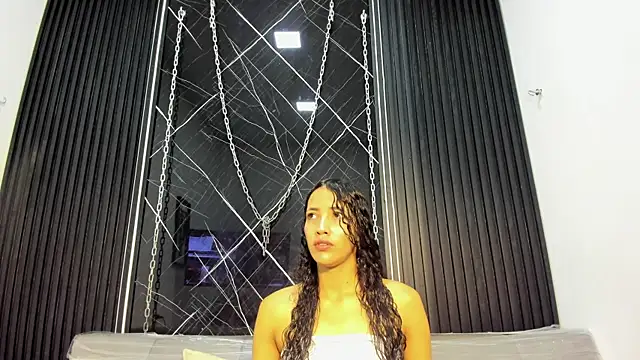 Megan Duskk online show from July 27, 2026, 12:23 pm