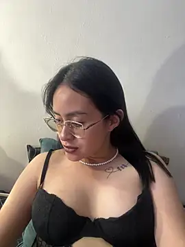 Anni Rose online show from March 12, 2026, 12:00 pm