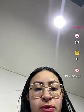 Anni Rose online show from April 29, 2026, 9:13 am