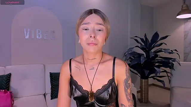 ClaireDawsonX online show from April 29, 2026, 3:10 am