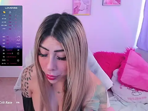 Martina robertss online show from June 17, 2026, 1:23 pm