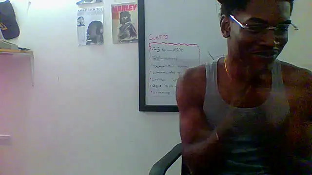 Snapshot of charles_king chatting on May 7, 2026, 8:03 pm charles king online show from May 7, 2026, 8:03 pm
