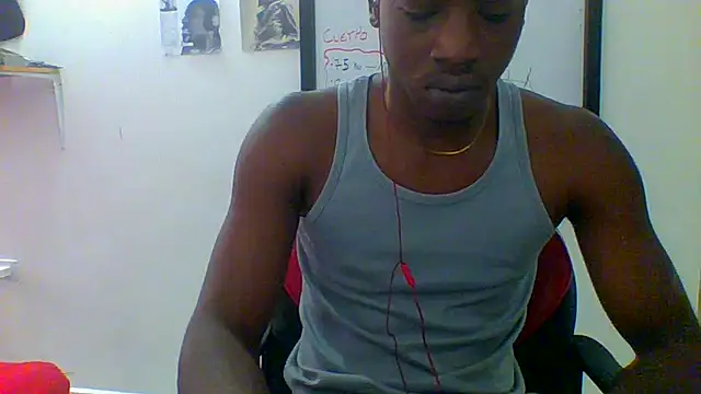 Snapshot of charles_king chatting on May 8, 2026, 8:14 pm charles king online show from May 8, 2026, 8:14 pm