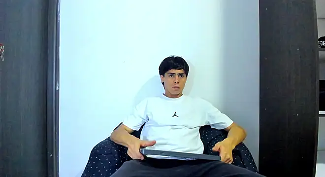 Daniel Rochax online show from April 22, 2026, 12:07 pm