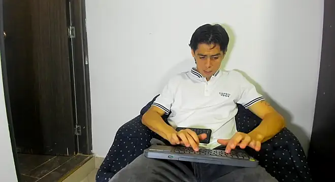 Daniel Rochax online show from April 23, 2026, 12:29 pm