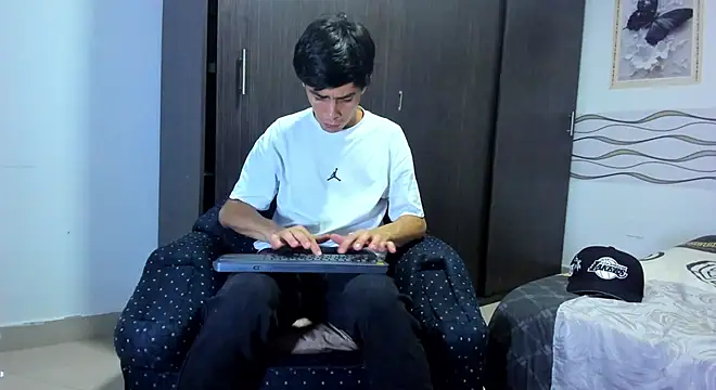 Daniel Rochax online show from April 25, 2026, 12:41 pm