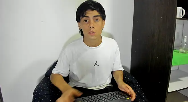 Daniel Rochax online show from April 28, 2026, 12:21 pm