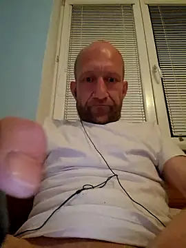 Snapshot of TurkishPsalm chatting on April 10, 2026, 10:25 pm TurkishPsalm online show from April 10, 2026, 10:25 pm