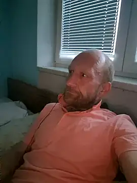 Snapshot of TurkishPsalm chatting on April 17, 2026, 5:49 pm TurkishPsalm online show from April 17, 2026, 5:49 pm