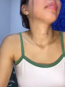 allyson-cute03 online show from April 29, 2026, 4:16 am