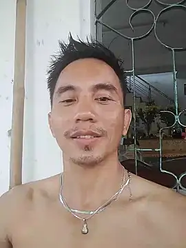 Snapshot of traiwe06 chatting on June 2, 2026, 11:29 pm traiwe06 online show from June 2, 2026, 11:29 pm