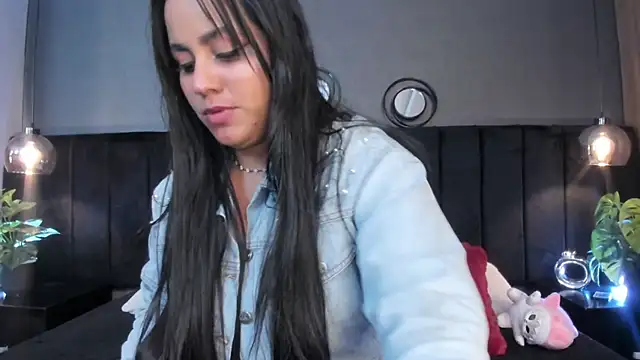 alejandra  garcia online show from May 13, 2026, 3:26 am