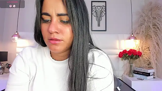 alejandra  garcia online show from May 17, 2026, 9:00 pm