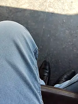 daneypussylover online show from March 22, 2026, 6:17 am