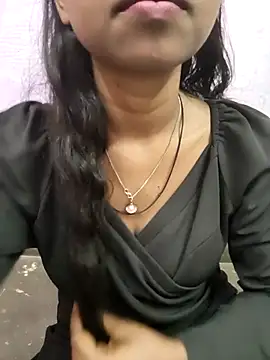 Samira-Ansari online show from March 16, 2026, 9:02 am