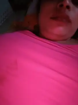 Snapshot of Beauty-3 chatting on June 10, 2026, 2:01 am Beauty-3 online show from June 10, 2026, 2:01 am