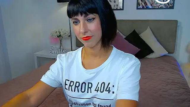 HeidieRaven online show from July 27, 2026, 12:34 pm