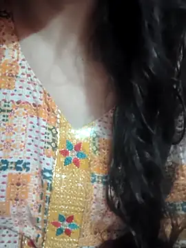 MUSKAN 786786- online show from March 10, 2026, 6:40 am