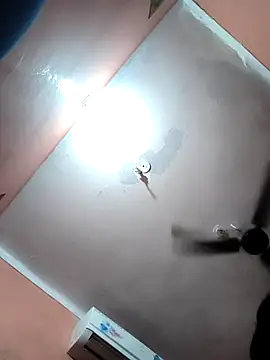 MUSKAN 786786- online show from March 17, 2026, 6:06 am